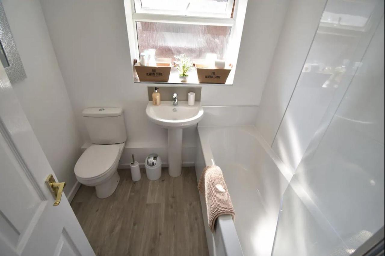 3-Bedroom Comfy Home In Solihull Dış mekan fotoğraf